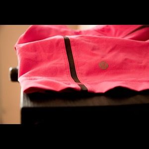 Lululemon Pacebreaker - Hot Pink - 7"
